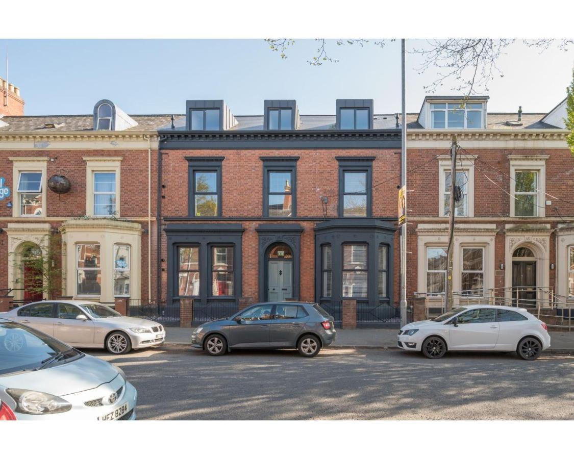 Apartment Apartments: Street Belfast